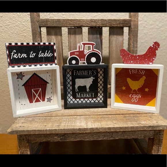 Farmhouse Barn, Cow & Chicken Tier Tray Signs Set of 3, Farmer’s Market - Picture 1 of 16